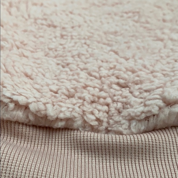 pink Sherpa - Picture 2 of 5